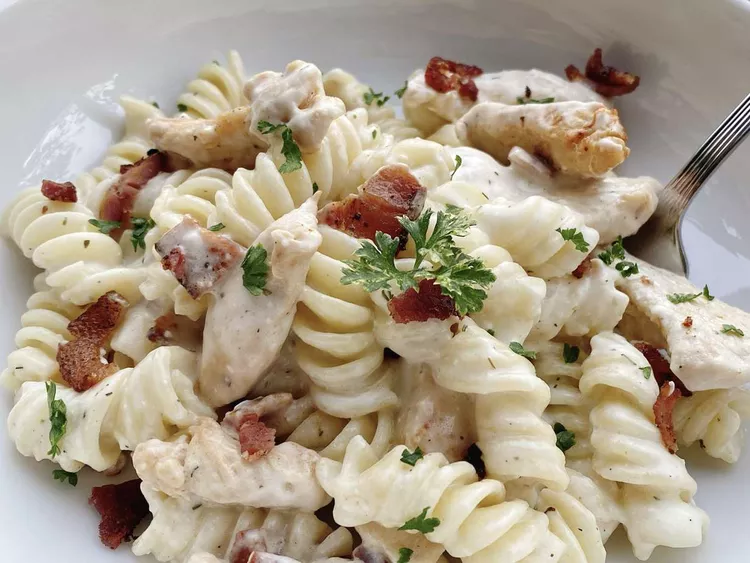 Chicken Bacon Ranch Pasta