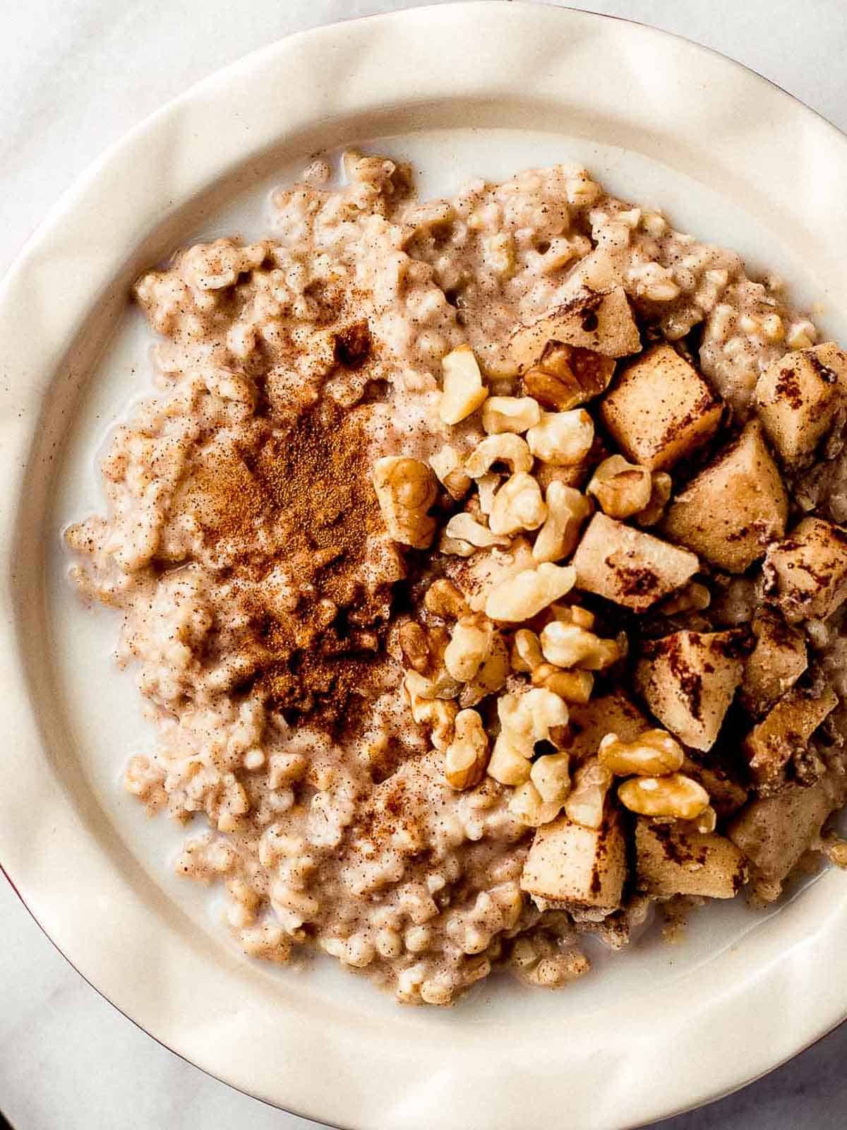 Apple Breakfast (Easy Slow Cooker Oatmeal)