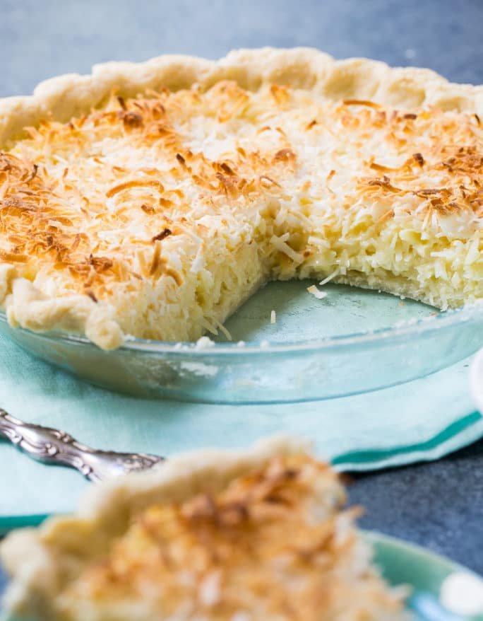 Easy Coconut Macaroon Pie