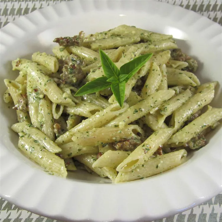 Creamy Pesto Penne with Sausage