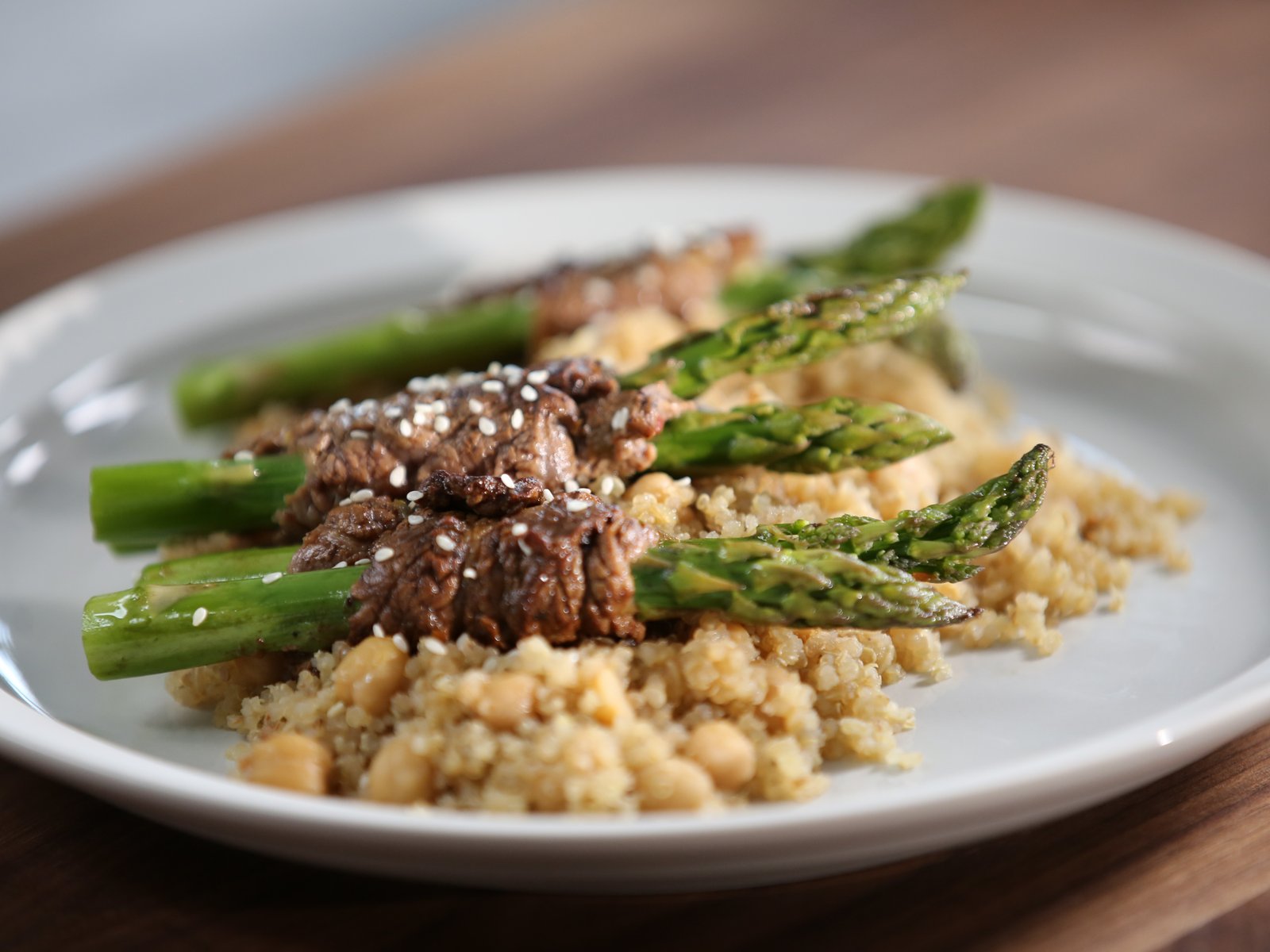 Grilled Asparagus Steak Bundles